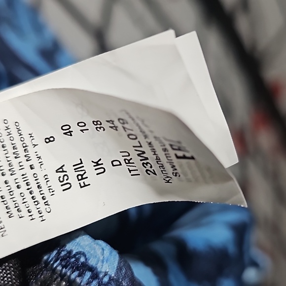 Gottex Animal Print Blue One Piece Swimsuit Size 8 NWT - Picture 8 of 10